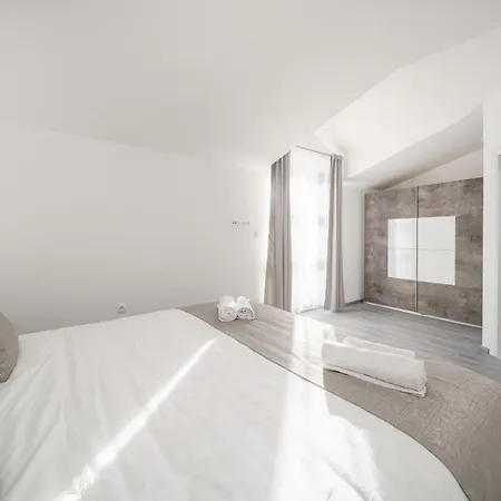 Luxury Rosalia Villa